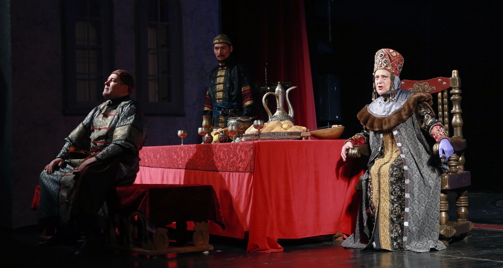 В Тверском театре драмы прошла премьера исторической драмы «Невольники»